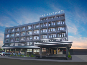 TARIS ART HOTEL PHRAE (SHA Extra Plus)