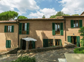 Holiday Home Near Sienna in the Hills, Swimming Pool and Garden