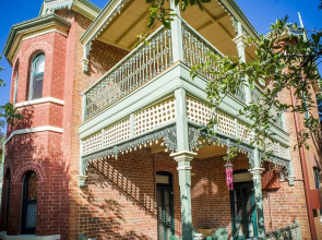 Grenfell Hall B&B
