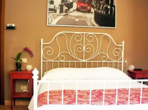 Alexander Rooms