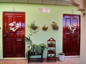 Hostal Familiar La Casita De Los Kimmell