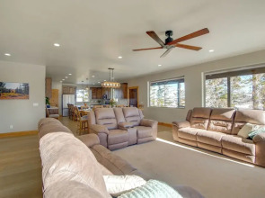 2 Mi to Brian Head Resort: Family Gem w/ Mtn Views