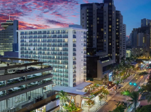 The Laylow Waikiki, Autograph Collection