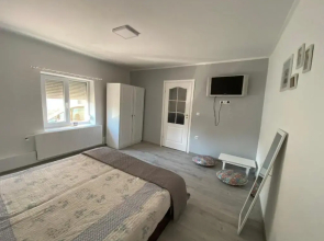 Apartament House Sasca