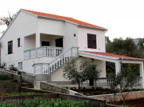 Holiday house Milka - in center & close to the sea: Sali, Island Dugi otok