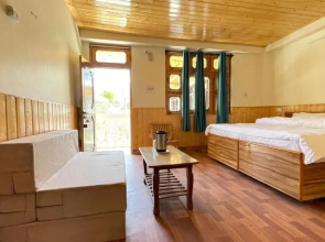 Hotel Kamru