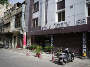 Hotel Wall City 55