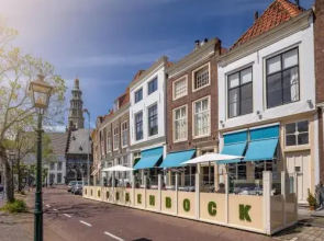 Nr 19 Bed and Bubbels