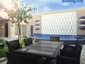 Goot Resorts