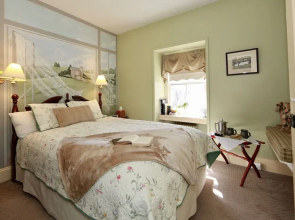 Woolverton Inn