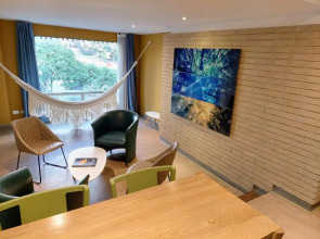 Viaggio Teleport Suites