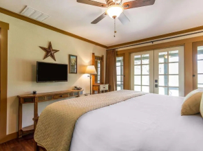 Sierra Sky Ranch, an Ascend Hotel Collection