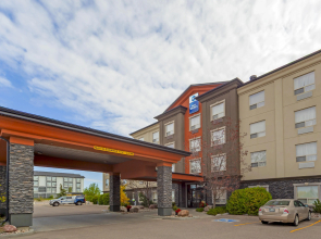 Best Western Bonnyville Inn & Suites