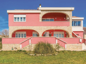 Stunning Apartment in Vir With 2 Bedrooms and Wifi