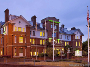 Holiday Inn Farnborough by IHG