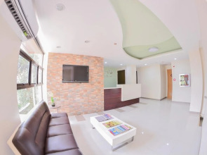 Emerald Suites CDO