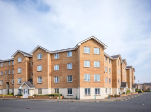 Lloyd Close Cheltenham and Town Centre