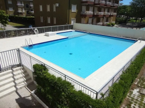 Nice Apartment for 5 People-pool-tv- A C by Beahost Rentals