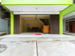 SPOT ON 2891 999 Guest House