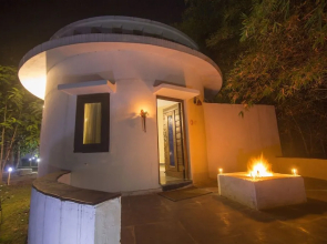 Vraksh Resort