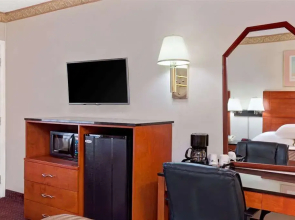 Travelodge Burbank-Glendale