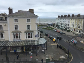 Apartment 4, Cornerhouse Apartments