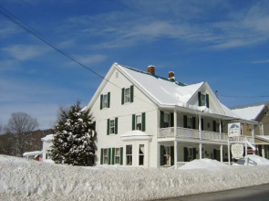 Casa Bella Inn & Restaurant