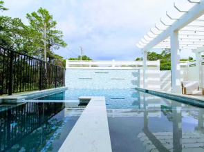 The Flying Pig by Avantstay Private Pool + EV Charger Blue Mountain Luxury