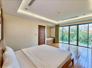 Lovely 3 bedrooms Villa 5 stars Da Nang city resort