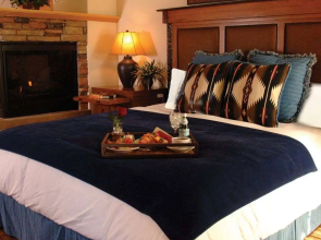 Branson Hillside Hotel