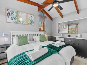 San Lameer Villa 1906