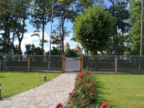 Allee Apartments