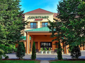 Courtyard Asheville