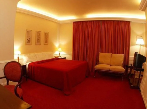 Takaya Suites Hotel