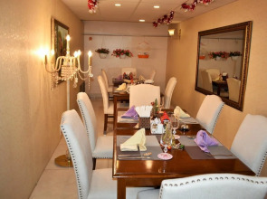 Saigon By Night Luxury Hotel