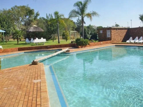 Manzi Monate, Lynn East, South Africa