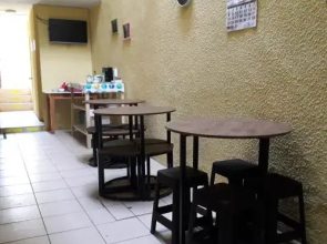 Hostal 2978