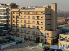 Longkou Holiday (Longkou Hotel Tower B)