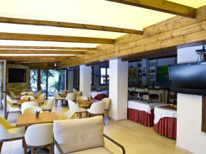 Kelyfos Hotel Bungalows and Suites