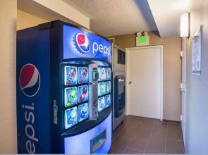 Comfort Inn by the Bay