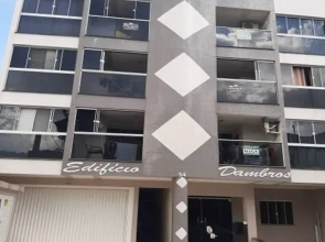 Apto 103 Ed Dambros bem localizado