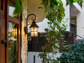 Hotel Lermontovskiy