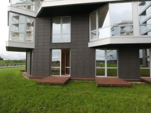 Cozy apartment on a sea shore