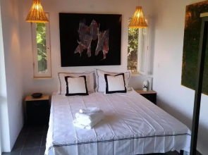 Greek Island bungalow in Samos set in beautiful nature