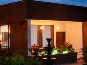 Toucan Platinum Suites Aparthotel