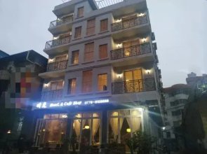 Luocheng Time Inn