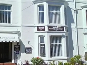 Lawnswood Holiday Apartments