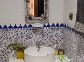 Quiet apartment in a paradise residence. Overnight prices, remained stable