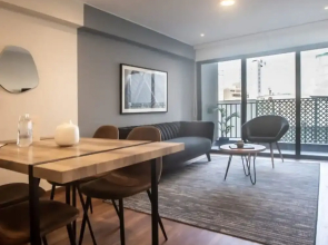 w Spotless 2BR With Balcony in Miraflores
