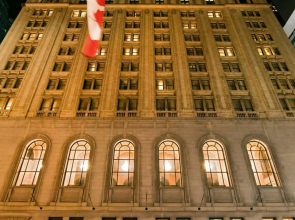 One King West Hotel & Residence